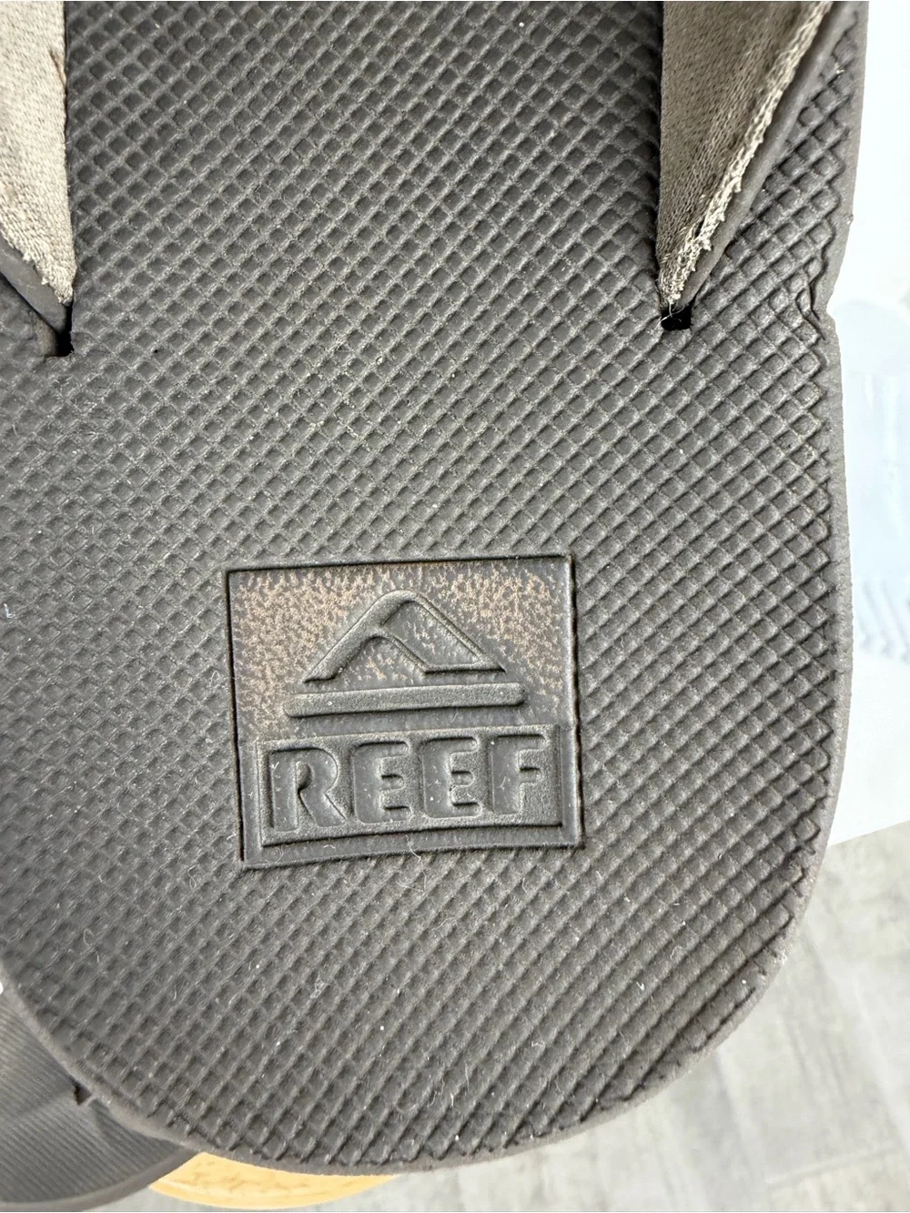 Reef Element TQT Flip-Flops textured synthetic straps men’s size 10